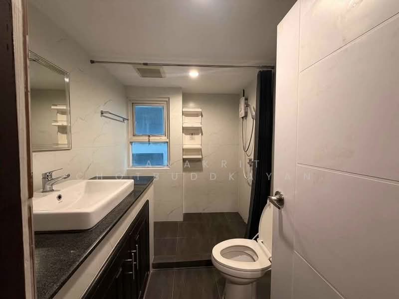 Sukhumvit Suite, Bangkok, 19 Soi Sukhumvit 13, Khlongtoei Nua, Watthana, Bangkok, 1 Bedroom, 48 sqm, Condo For Rent, by Tanakrit Chotbuddkayan, 500396272 - DDproperty.com