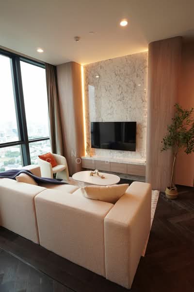 The Esse Sukhumvit 36, Bangkok, Soi Sukhumvit 36, Sukhumvit Road, Phra Kanong, Khlong Toei, Bangkok, 2 Bedrooms, 77 sqm, Condo For Rent, by Tanakrit Chotbuddkayan, 500396329 - DDproperty.com