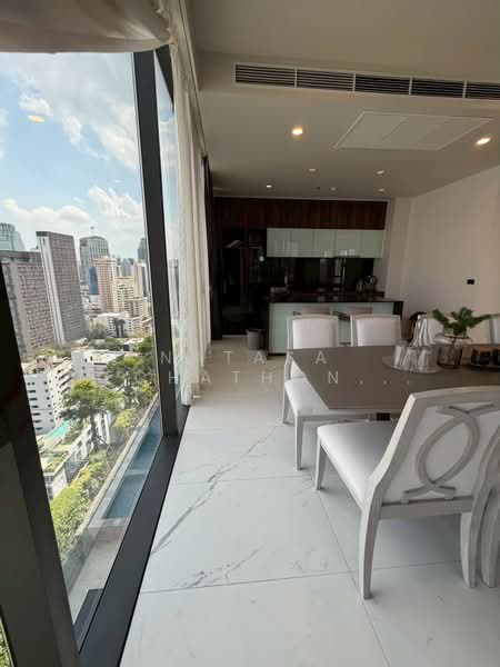 Siamese Exclusive Sukhumvit 31, Bangkok, 75 Soi Sukhumvit 31, Khlong Tan Nua, Watthana, Bangkok, 3 Bedrooms, 200 sqm, Condo For Rent, by Natasa Techathonthanakhun, 500396403 - DDproperty.com