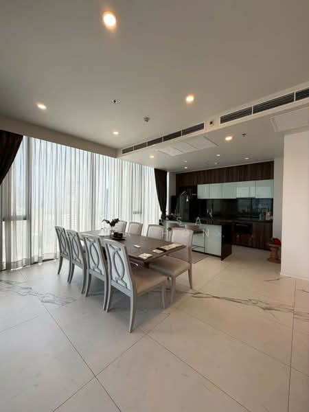Siamese Exclusive Sukhumvit 31, Bangkok, 75 Soi Sukhumvit 31, Khlong Tan Nua, Watthana, Bangkok, 3 Bedrooms, 200 sqm, Condo For Rent, by Natasa Techathonthanakhun, 500396403 - DDproperty.com