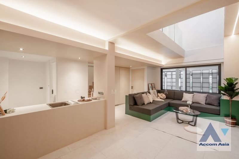 2 Bedrooms Townhouse for Sale and Rent in Sukhumvit, Bangkok near BTS Phra khanong, กรุงเทพ, คลองตันเหนือ, วัฒนา, กรุงเทพ, 170 ตร.ม., บ้านเดี่ยว ให้เช่า, โดย Accom Asia, 500396417 - DDproperty.com
