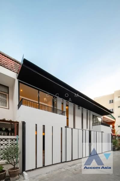 2 Bedrooms Townhouse for Sale and Rent in Sukhumvit, Bangkok near BTS Phra khanong, กรุงเทพ, คลองตันเหนือ, วัฒนา, กรุงเทพ, 170 ตร.ม., บ้านเดี่ยว ให้เช่า, โดย Accom Asia, 500396417 - DDproperty.com