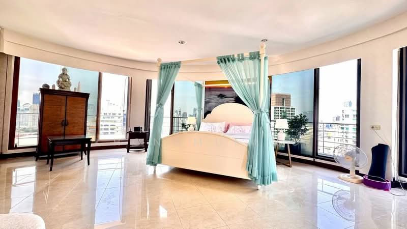Supalai Place Sukhumvit 39, Bangkok, 175-179 Soi Sukhumvit 39 Sukhumvit Road, Khlong Tan Nua, Watthana, Bangkok, 3 Bedrooms, 491 sqm, Condo For Rent, by Kritaphak Khongmueang, 500396518 - DDproperty.com
