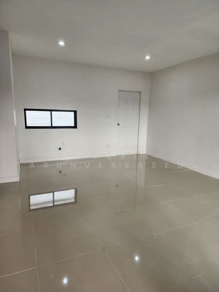 undefined, กรุงเทพ, คลองถนน, สายไหม, กรุงเทพ, 144 ตร.ม., ทาวน์เฮ้าส์ ให้เช่า, โดย Komkrit Arunvessased, 500396702 - DDproperty.com