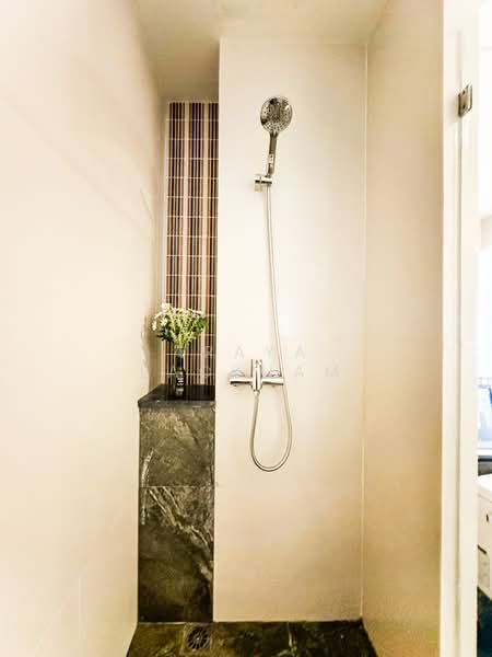Tree Condo Sukhumvit 42, Bangkok, Soi Sukhumvit 42/1, Sukhumvit Road, Phra Kanong Nua, Watthana, Bangkok, 1 Bedroom, 45 sqm, Condo For Sale, by Araya Laokham, 500396704 - DDproperty.com