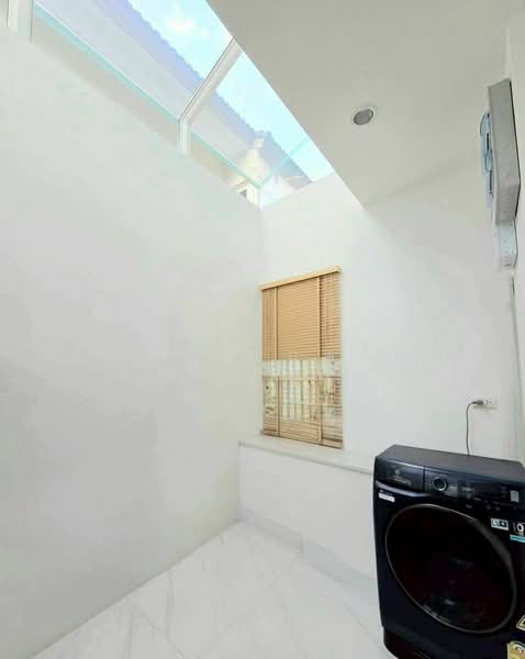 Grandio Vibhavadi-Rangsit, Pathum Thani, Khlong Nung, Khlong Luang, Pathum Thani, 5 Bedrooms, 250 sqm, Single Detached House For Sale, by สรภพ ยอดไชย (สีฝุ่น), 500396755 - DDproperty.com