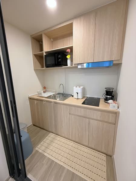 BEAT Sukhumvit, Bangkok, Soi Sukhumvit 93, Sukhumvit Road, Phra Khanong District, Bangkok, Bang Chak, Phra Khanong, Bangkok, 2 Bedrooms, 36 sqm, Condo For Rent, by Juthabhorn Uppachit (Amy), 500396775 - DDproperty.com