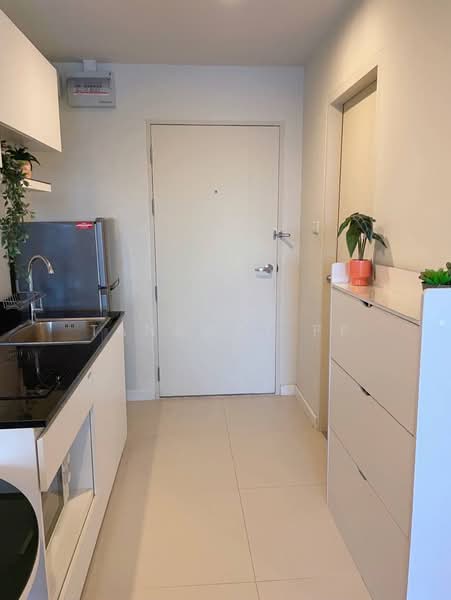 We Condo Ekkamai-Ramindra, Bangkok, Pradit Manutham Road, Tha Rang, Bang Khen, Bangkok, 1 Bedroom, 34 sqm, Condo For Rent, by Tanawat PP, 500396786 - DDproperty.com