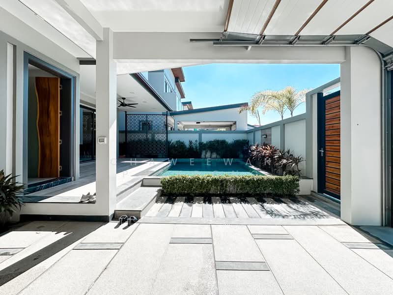 Zensiri Midtown Villas : เซนสิริ มิดทาวน์ วิลล่า, ชลบุรี, Soi 22 Chalemphrakiat, หนองปรือ, บางละมุง, ชลบุรี, 180 ตร.ม., วิลล่า ขาย, โดย Chaweewan Puekpong, 500396789 - DDproperty.com