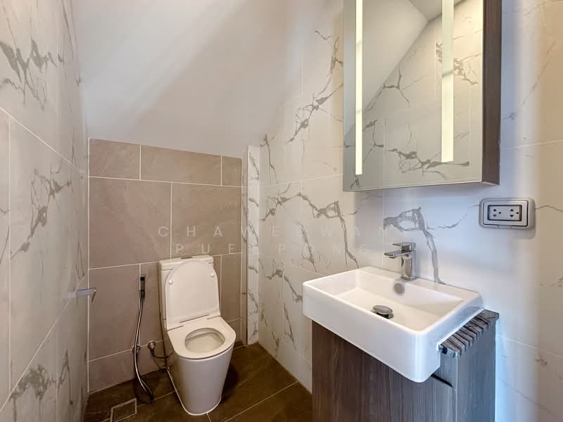 Zensiri Midtown Villas : เซนสิริ มิดทาวน์ วิลล่า, ชลบุรี, Soi 22 Chalemphrakiat, หนองปรือ, บางละมุง, ชลบุรี, 180 ตร.ม., วิลล่า ขาย, โดย Chaweewan Puekpong, 500396789 - DDproperty.com