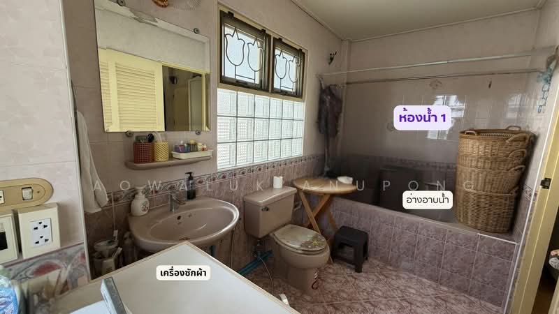Panu Soi Atsawa Phichet 17 Talingchan, Bangkok, Borommaratchachonnani Road, Bang Ra Mat, Taling Chan, Bangkok, 3 Bedrooms, 150 sqm, Single Detached House For Sale, by Saowaluk Anupong, 500396801 - DDproperty.com