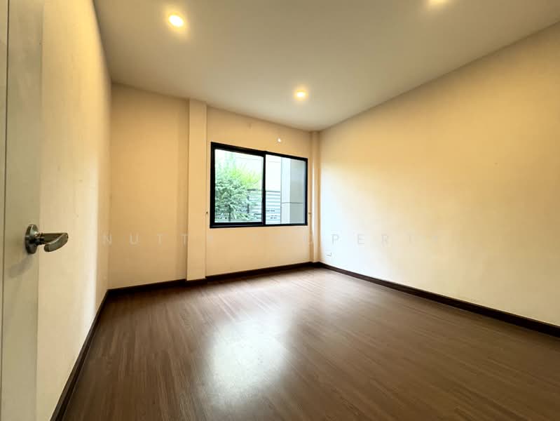 The City Bangna-KM.7, Samut Prakan, 80 Bangna-Trad Road, Bang Kaeo, Bang Plee, Samut Prakan, 3 Bedrooms, 309 sqm, Single Detached House For Sale, by Nutty Property, 500396808 - DDproperty.com