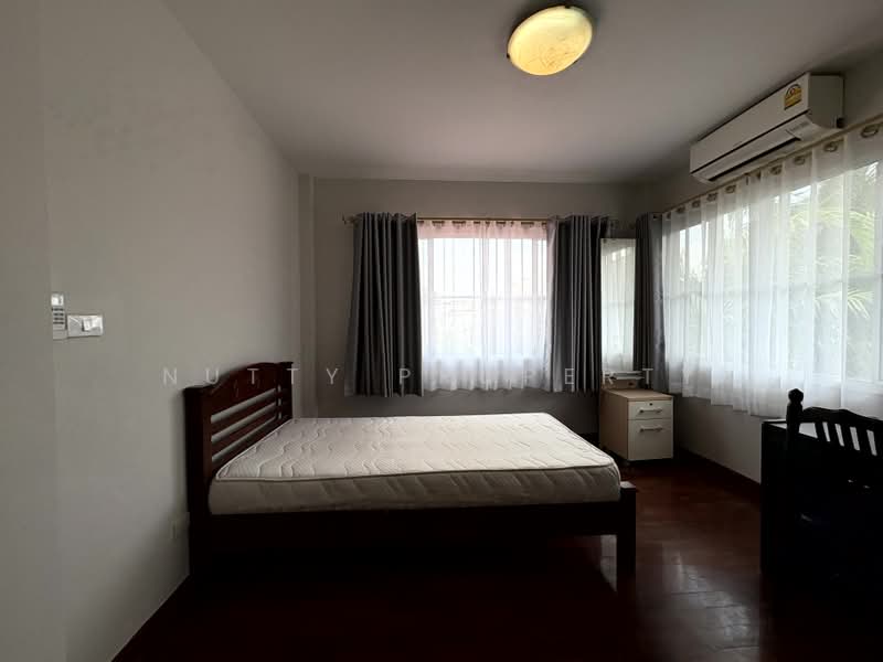 Ladawan Sukhumvit 103, Bangkok, Nong Bon, Prawet, Bangkok, 3 Bedrooms, 300 sqm, Single Detached House For Rent, by Nutty Property, 500396809 - DDproperty.com