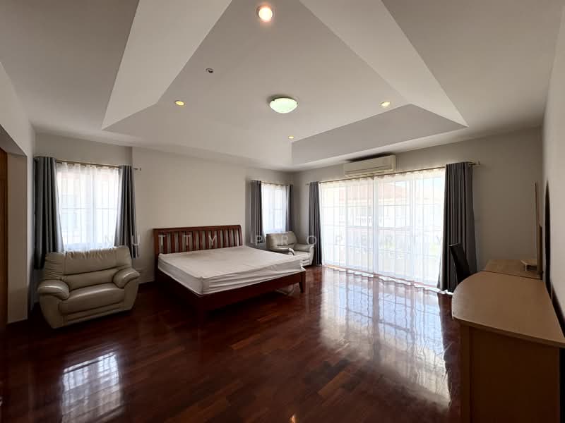 Ladawan Sukhumvit 103, Bangkok, Nong Bon, Prawet, Bangkok, 3 Bedrooms, 300 sqm, Single Detached House For Rent, by Nutty Property, 500396809 - DDproperty.com