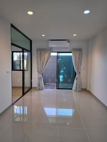 Premium Place Phaholyothin-Ramintra : พรีเมียม เพลส พหลโยธิน-รามอินทรา, กรุงเทพ, ท่าแร้ง, บางเขน, กรุงเทพ, 170 ตร.ม., ทาวน์เฮ้าส์ ให้เช่า, โดย Forty-Six Real Estate Group, 500396812 - DDproperty.com