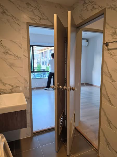 Premium Place Phaholyothin-Ramintra, Bangkok, Tha Rang, Bang Khen, Bangkok, 4 Bedrooms, 170 sqm, Townhouse For Rent, by Forty-Six Real Estate Group, 500396812 - DDproperty.com