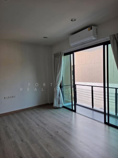 Premium Place Phaholyothin-Ramintra, Bangkok, Tha Rang, Bang Khen, Bangkok, 4 Bedrooms, 170 sqm, Townhouse For Rent, by Forty-Six Real Estate Group, 500396812 - DDproperty.com
