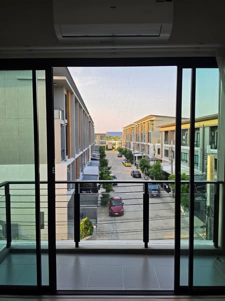 Premium Place Phaholyothin-Ramintra, Bangkok, Tha Rang, Bang Khen, Bangkok, 4 Bedrooms, 170 sqm, Townhouse For Rent, by Forty-Six Real Estate Group, 500396812 - DDproperty.com