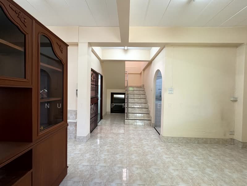 Detached house, Soi Phu Yai Lop, Bang Bon 4, Bangkok, บางบอน 4 ซอย 14, Bang Bon, Bangkok, 3 Bedrooms, 170 sqm, Single Detached House For Sale, by Nutty Property, 500396825 - DDproperty.com