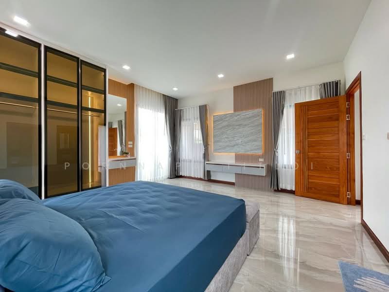 Brand-new pool villa near the mountains and the sea in Bang Saray, Chon Buri (Pattaya), Bang Sa-re, Sattahip, Chon Buri (Pattaya), 3 Bedrooms, 165 sqm, Single Detached House For Sale, by Pornnapa Titloi, 500396872 - DDproperty.com