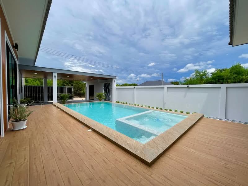 Brand-new pool villa near the mountains and the sea in Bang Saray, Chon Buri (Pattaya), Bang Sa-re, Sattahip, Chon Buri (Pattaya), 3 Bedrooms, 165 sqm, Single Detached House For Sale, by Pornnapa Titloi, 500396872 - DDproperty.com