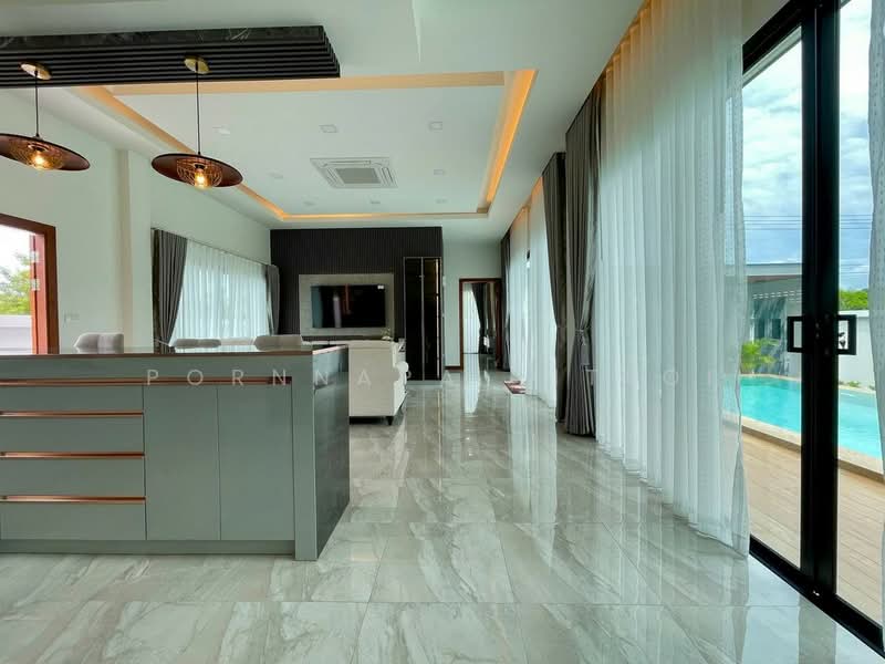 Brand-new pool villa near the mountains and the sea in Bang Saray, Chon Buri (Pattaya), Bang Sa-re, Sattahip, Chon Buri (Pattaya), 3 Bedrooms, 165 sqm, Single Detached House For Sale, by Pornnapa Titloi, 500396872 - DDproperty.com