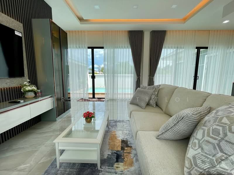 Brand-new pool villa near the mountains and the sea in Bang Saray, Chon Buri (Pattaya), Bang Sa-re, Sattahip, Chon Buri (Pattaya), 3 Bedrooms, 165 sqm, Single Detached House For Sale, by Pornnapa Titloi, 500396872 - DDproperty.com