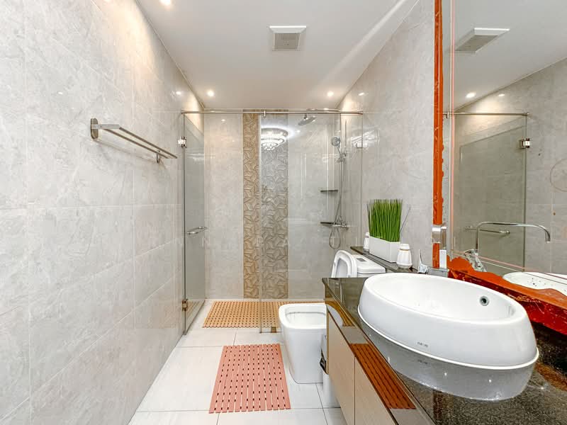 The Riviera Ocean Drive, Chon Buri (Pattaya), Jomtien Second Rd, Nong Pru, Bang Lamung (Pattaya), Chon Buri (Pattaya), 2 Bedrooms, 86 sqm, Condo For Sale, by Pornnapa Titloi, 500396877 - DDproperty.com