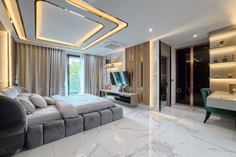 Experience elegance, comfort, and ultimate privacy in a luxury villa in Pattaya, Chon Buri (Pattaya), Nong Pru, Bang Lamung (Pattaya), Chon Buri (Pattaya), 5 Bedrooms, 880 sqm, Villa For Sale, by Pornnapa Titloi, 500396879 - DDproperty.com