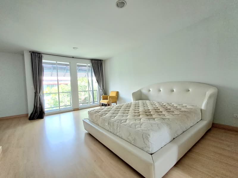 Areeya Daily Kaset-Nawamintr, Bangkok, Ladplakhao Road, Chorake Bua, Lat Phrao, Bangkok, 3 Bedrooms, 180 sqm, Townhouse For Rent, by คุณ ณิชาภา, 500396880 - DDproperty.com