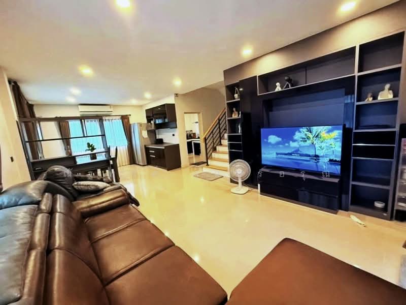 ไม่พบโครงการ, Bangkok, หทัยราษฎร์ วงแหวน-จตุโชติ, Sam Wa Tawan Tok, Khlong Sam Wa, Bangkok, 3 Bedrooms, 175 sqm, Single Detached House For Rent, by ณัฐพงศ์ สุนทรอรุณ, 500396884 - DDproperty.com