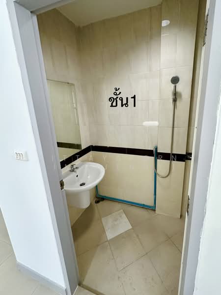 Baan Klang Krung Grande Vienna Rama 3 : บ้านกลางกรุง แกรนด์ เวียนนา พระราม 3, กรุงเทพ, ถนนพระราม 3, บางโพงพาง, ยานนาวา, กรุงเทพ, 241 ตร.ม., ทาวน์เฮ้าส์ ให้เช่า, โดย Tittayaporn Kim (Jenny), 500396914 - DDproperty.com