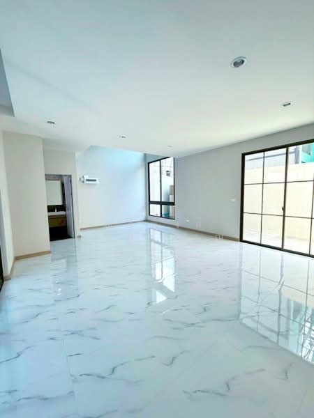 ไม่พบโครงการ, Bangkok, พระราม 2 กาญจนาภิเษก, Tha Kham, Bang Khun Thian, Bangkok, 3 Bedrooms, 250 sqm, Townhouse For Rent, by ณัฐพงศ์ สุนทรอรุณ, 500396921 - DDproperty.com