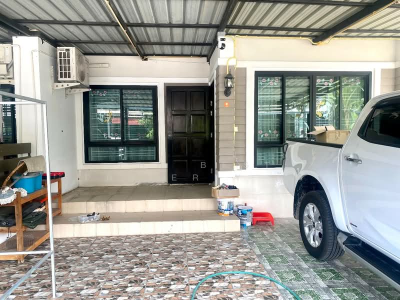 นาราวิลล์ พานทอง, Chon Buri (Pattaya), Nong - Hong, Phan Thong, Chon Buri (Pattaya), 2 Bedrooms, 150 sqm, Semi-Detached House (Twin House) For Sale, by The Best Property นัท, 500396933 - DDproperty.com
