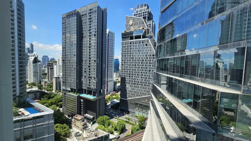 Siri At Sukhumvit, Bangkok, 902 Sukhumvit Road, Phra Kanong, Khlong Toei, Bangkok, 2 Bedrooms, 74 sqm, Condo For Rent, by BANGKOK PROPERTY AGENTS, 500396967 - DDproperty.com