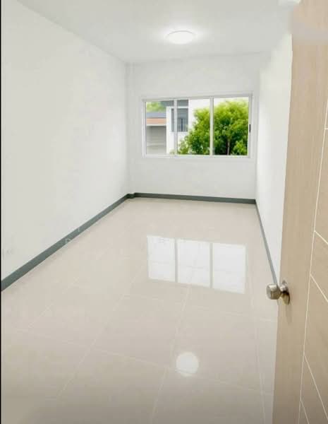 อาคารพาณิชย์บ้านโฮ่ง ลำพูน, Lamphun, Ban Hong, Lamphun, , 394 sqm, Shophouse For Sale, by The Best Property นา, 500396972 - DDproperty.com