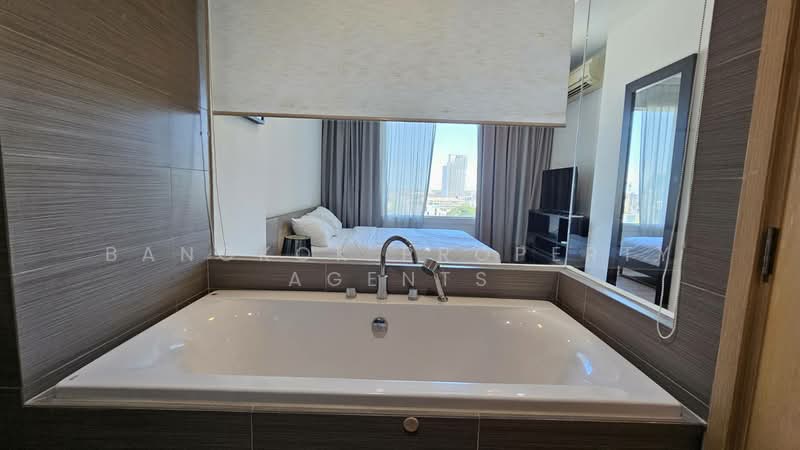 Siri At Sukhumvit, Bangkok, 902 Sukhumvit Road, Phra Kanong, Khlong Toei, Bangkok, 2 Bedrooms, 68 sqm, Condo For Rent, by BANGKOK PROPERTY AGENTS, 500396974 - DDproperty.com