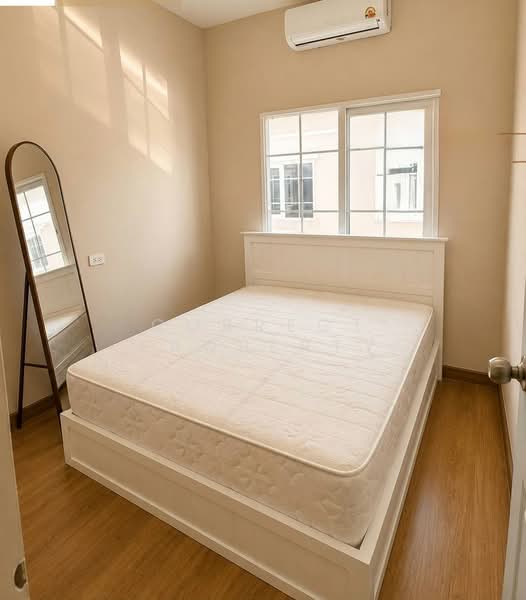 Golden Town 2 Bangkhae, Bangkok, Kanchanaphisek Road, Lak Song, Bang Khae, Bangkok, 4 Bedrooms, 123 sqm, Townhouse For Rent, by Correct Property, 500396980 - DDproperty.com