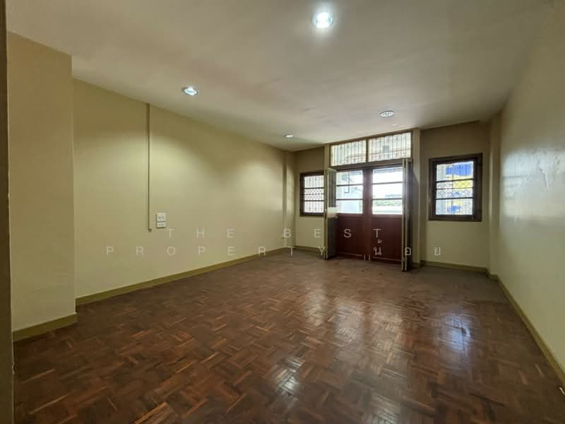 หมู่บ้านเทพารักษ์ สมุทรปราการ, Samut Prakan, Thepharak, Muang Samut Prakarn, Samut Prakan, 3 Bedrooms, 100 sqm, Townhouse For Sale, by The Best Property น้อย, 500397006 - DDproperty.com