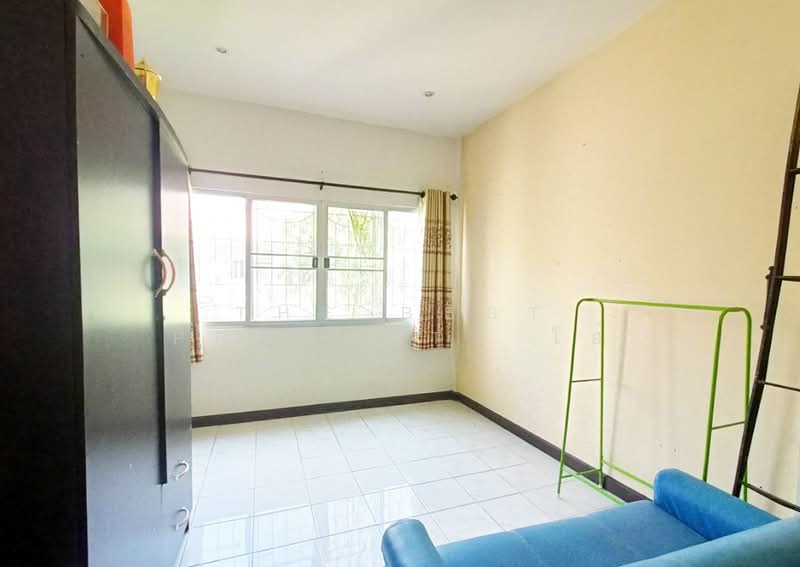 หมู่บ้านอยู่เจริญ นครสวรรค์, นครสวรรค์, นครสวรรค์ตก, เมืองนครสวรรค์, นครสวรรค์, 100 ตร.ม., บ้านแฝด ขาย, โดย The Best Property โอ๋, 500397017 - DDproperty.com