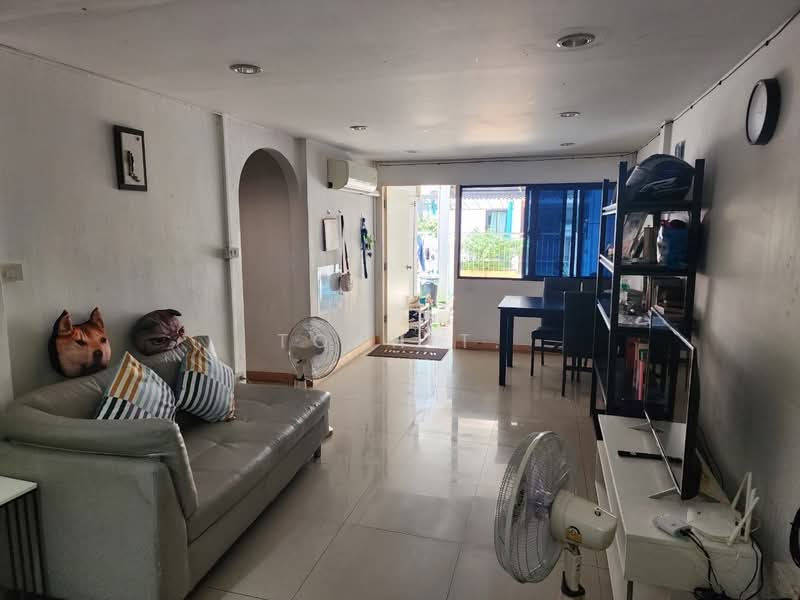 อาคารให้เช่า พร้อมพงษ์ ทองหล่อ สุขุมวิท : Buildings for rent in Phrom Phong, Thonglor, Sukhumvit., กรุงเทพ, คลองตัน, คลองเตย, กรุงเทพ, 200 ตร.ม., ตึกแถว-อาคารพาณิชย์ ให้เช่า, โดย TOAH T., 500397042 - DDproperty.com