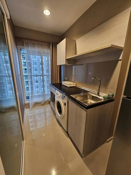 Aspire Erawan, Samut Prakan, Sukhumvit, Pak Nam, Muang Samut Prakarn, Samut Prakan, 1 Bedroom, 30 sqm, Condo For Rent, by Nattayaporn Peumkul (Benz), 500397055 - DDproperty.com