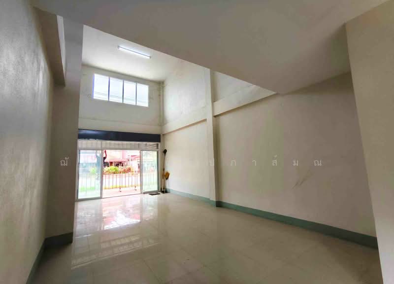Commercial buildings in Wiang Pa Pao District, Chiang Rai, Wiang, Wiang Pa Pao, Chiang Rai, , 120 sqm, Shophouse For Sale, by ฌัชษชี ฌัชปภาส์มณ, 500397067 - DDproperty.com