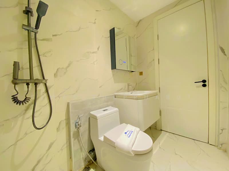 Luxury 7 Bed Villa | Jomtien 2nd Road | Rent 180k, Chon Buri (Pattaya), Jomtien 2nd Road, Bang Lamung, Bang Lamung (Pattaya), Chon Buri (Pattaya), 7 Bedrooms, 350 sqm, Villa For Rent, by Siwas Thepphabut, 500397088 - DDproperty.com