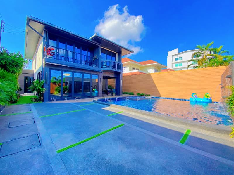 Luxury 7 Bed Villa | Jomtien 2nd Road | Rent 180k, Chon Buri (Pattaya), Jomtien 2nd Road, Bang Lamung, Bang Lamung (Pattaya), Chon Buri (Pattaya), 7 Bedrooms, 350 sqm, Villa For Rent, by Siwas Thepphabut, 500397088 - DDproperty.com