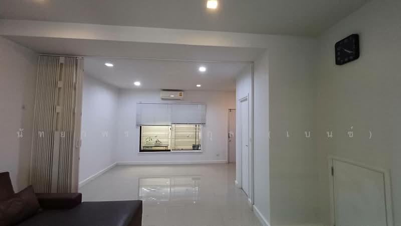 Plex Bangna, Samut Prakan, 90/239 Burapha Withi Expressway, Bang Kaeo, Bang Plee, Samut Prakan, 3 Bedrooms, 220 sqm, Townhouse For Rent, by Nattayaporn Peumkul (Benz), 500397095 - DDproperty.com