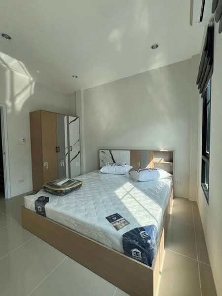 ให้เช่าทาวน์โฮมใหม่ ม.เดอะมิลลจัน พัฒนานิคม ระยอง, Rayong, Nikhom Pattana, Rayong, 3 Bedrooms, 75 sqm, Townhouse For Rent, by Dusit Saengfa, 500397109 - DDproperty.com