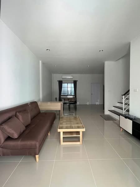 ให้เช่าทาวน์โฮมใหม่ ม.เดอะมิลลจัน พัฒนานิคม ระยอง, Rayong, Nikhom Pattana, Rayong, 3 Bedrooms, 75 sqm, Townhouse For Rent, by Dusit Saengfa, 500397109 - DDproperty.com