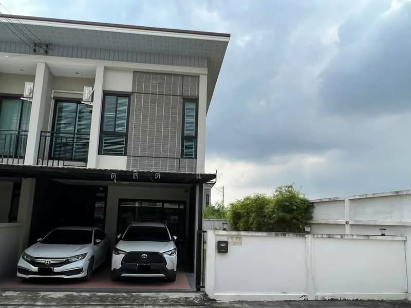 ให้เช่าทาวน์โฮมหลังริม ถ.ข้าวหลาม บางแสน ชลบุรี, Chon Buri (Pattaya), Saen Suk, Muang Chon Buri, Chon Buri (Pattaya), 3 Bedrooms, 150 sqm, Townhouse For Rent, by Dusit Saengfa, 500397128 - DDproperty.com