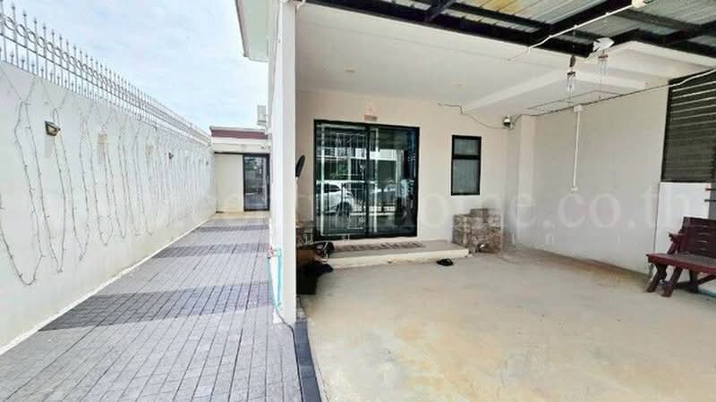 กานดา เพลส ลำลูกกา คลอง 6 (Kanda Place Wongwaen-Lumlukka Klong 6), ปทุมธานี, Rural Road Pathum Thani, บึงคำพร้อย, ลำลูกกา, ปทุมธานี, 130 ตร.ม., ทาวน์เฮ้าส์ ขาย, โดย คุณ ศันสนีย์ ( เก๋ ), 500397135 - DDproperty.com
